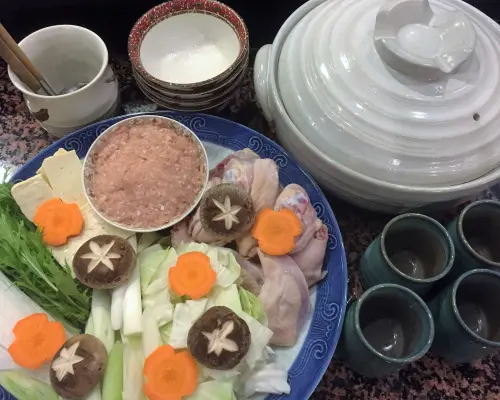 จังหวัดฟุกุโอกะ เทนจิน | อิซากายะ Hakata Goma Saba Hakata Motsu-nabe Kitchen ชาโมจิ | เฉพาะจองที่นั่งเท่านั้น