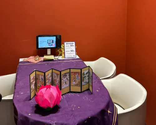 [KKday Signature Tour] Fortune-Telling Walking Tour in Seoul | South Korea