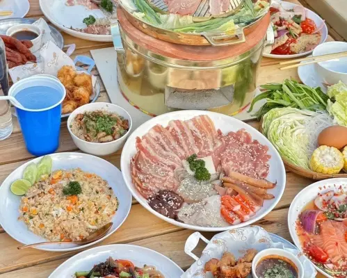 Naiwansook Mookata & Café|巴吞他尼府