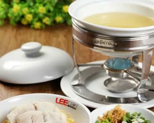 ลี คาเฟ่ เพลินจิต เซ็นเตอร์ | กรุงเทพมหานคร