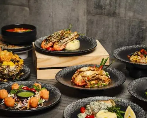 Cross Vibe Bangkok Sukhumvit Staycation | 曼谷