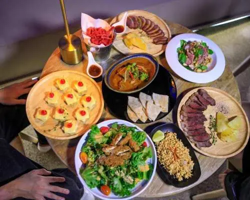 Copacabana Rooftop diner (Chiang Mai) | Lampang
