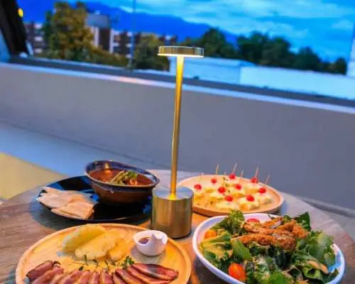 Copacabana Rooftop diner (Chiang Mai) | Lampang