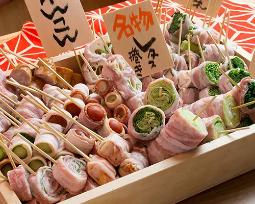 จิมโบโช/ซุยโดบาชิ โตเกียว | อาหารทะเล (ซีฟู้ด) Kushi Washoku Hakata Sakaba (อาหารเสียบไม้ญี่ปุ่น สาขา Hakata Sakaba Suidobashi) | เฉพาะจองที่นั่งเท่านั้น
