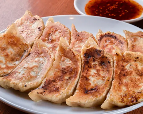 福冈县赤坂、药院、平尾地区|LAS VEGAS（餃子のラスベガス)| 中华料理（Gyoza no Las Vegas） |仅座位预訂