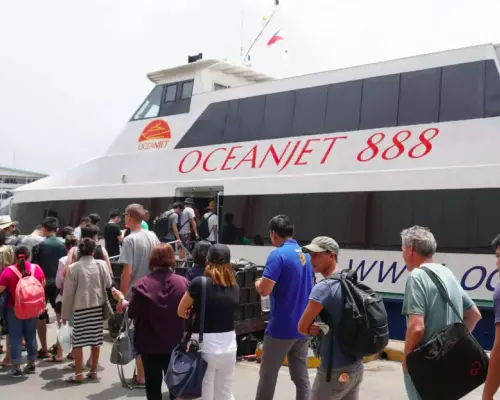 セブ島⇔オルモック 片道フェリー乗船チケット オーシャンジェット運航（フィリピン）