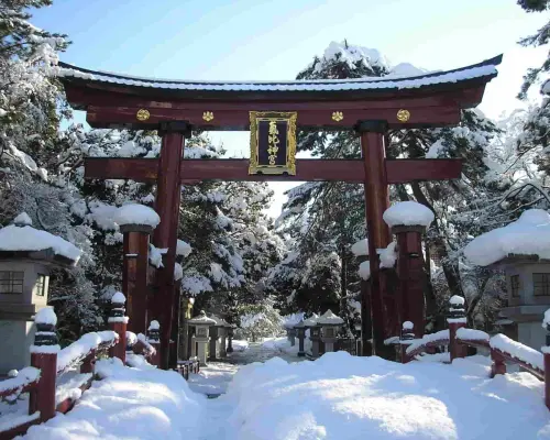 【日本旅遊】KHH雪舞北陸～合掌村兼六園、御在所岳纜車、庄川峽雪見舟、牧歌之里戲雪六日