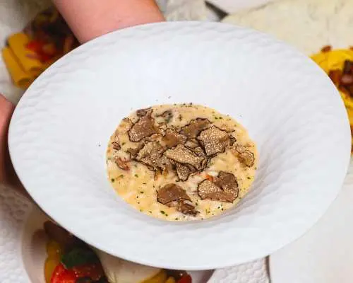 Ricci Italian Restaurant and Crudo Bar| แขวงลุมพินี