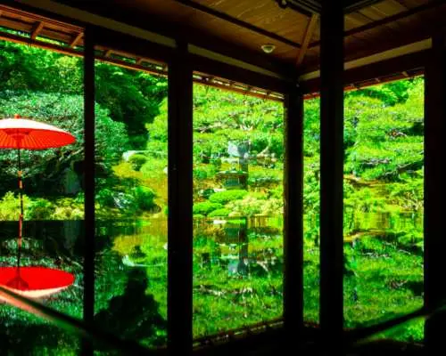 Two-Day Shiga Lake Biwa Tour: Miho Museum, Omihachiman, Shirahige Shrine Water Torii Gate, and Lake Biwa