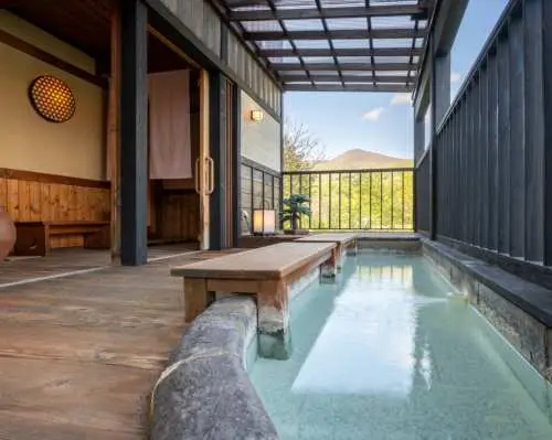 藏王溫泉石清水料理旅館 城裡