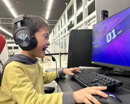 【福岡・北九州】VRやeスポーツが体験できる日本最大級のデジタルテーマパーク！ 『REDEE』【半額夕方プラン】