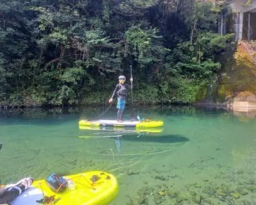 【宮崎県・延岡】透明度抜群!!奇跡の清流 小川をSUPで水上散歩！後半はシュノーケリングしながら川下り！初めてでも安心！10才～参加OK！