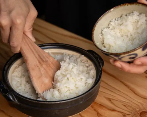 东京中目黑/佑天寺 |日本清酒吧 Kisetsu Sake to Taimeshi Kamosi（季节性清酒和鲷鱼饭 Kamosi）|仅座位预订
