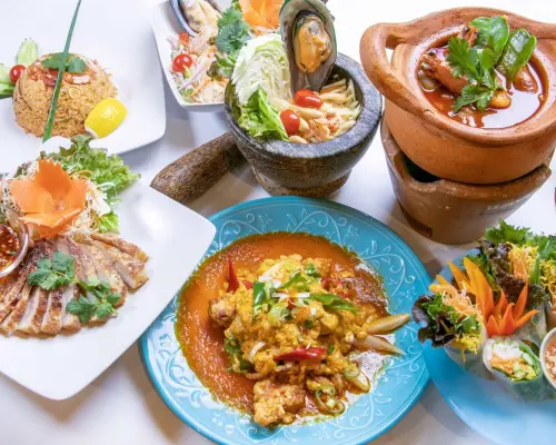 Toyosu, Tokyo | Siam Orchid (Chi nhánh Tòa nhà Trung tâm Toyosu) | Chỉ đặt chỗ
