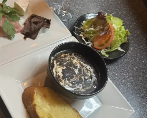 Numazu and Mishima, Shizuoka Prefecture | Burgers at Bistro Ichibanchou | Seat Reservation Only