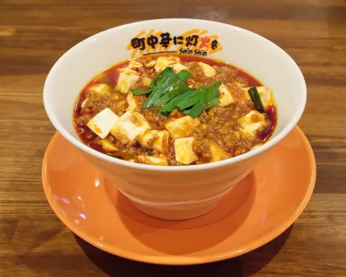 Takatsuki, Ibaraki, Settsu, Osaka Prefecture | Dandan Noodles Machi Chuka ni Tomoshibi wo ShinShin (Lighting up the Town Chinese Food ShinShin) | Seat Reservation Only