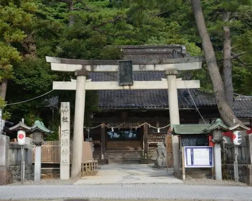 【日本旅遊】連休花現北陸～合掌村兼六園、庄川峽鬱金香、三井OUTLET、郡上八幡溫泉香五日