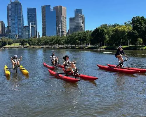 야라 강에서의 워터바이크 모험 | 멜버른