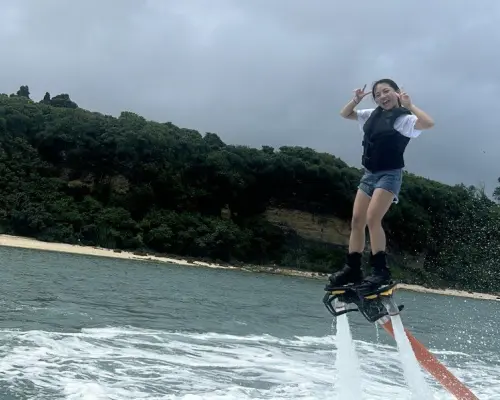 【名護・今帰仁・古宇利島】今帰仁ブルーを満喫♫フライボードとバナナボートなどの乗り物10種類から1点選べる大満足プラン