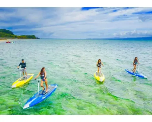 [Okinawa, Kouri Island, SUP] [March to November experience reservations here ♪] Experience a new sensation of SUP with a private rental for each group! Pedal SUP rental for 30 minutes ♪