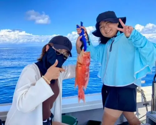 【沖縄・宮古島】手ぶらでOK！簡単ルアーフィッシング半日ツアー★初心者・女性・子供も楽しめる
