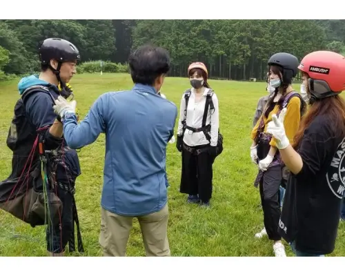 【埼玉・パラグライダー】(9:45 お車でご来校) 自分で空を飛ぶ感動！本格フライト体験1日プラン