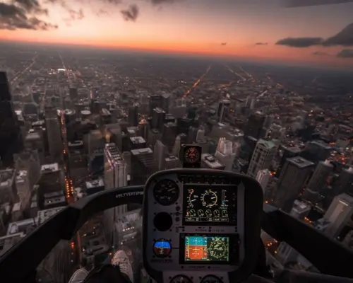 [Yokohama Minato Mirai] Beautiful night view from the sky! Helicopter Yokohama Night Tour (Flight time: 15 minutes)