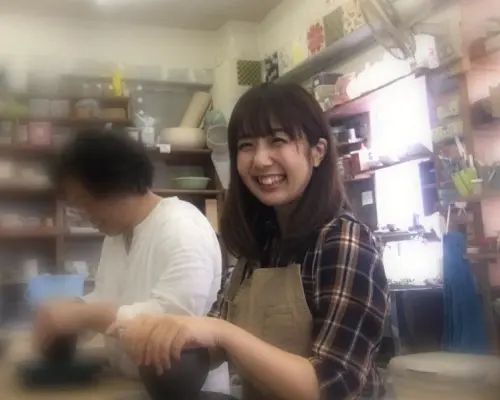 【大阪・心斎橋駅】陶芸手びねり！お手軽プラン（茶碗、湯呑み、カップ）選べる色は16種！