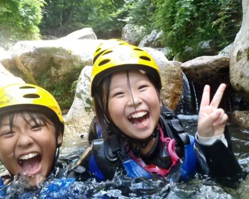 [Shiga] Japan's 100 Best Waterfalls! Yatsubuchi Falls Shower Climbing Family Course (Half-Day Course: Meeting at 11:00)