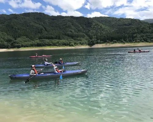 【岐阜県・御母衣湖】☆簡単カヌーツアー☆初めて、ファミリー大歓迎☆４才から参加OK！