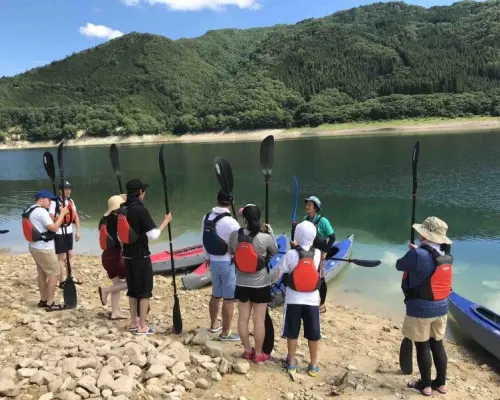 【岐阜県・御母衣湖】☆簡単カヌーツアー☆初めて、ファミリー大歓迎☆４才から参加OK！