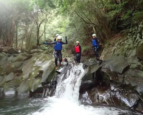 [Shizuoka, Izu, Kawazu] Let's go canyoning in the natural streams of Izu! "Half-day Canyoning Course"