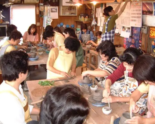 【富山・南砺】初心者歓迎☆陶芸体験《手びねり♪土日限定プラン》