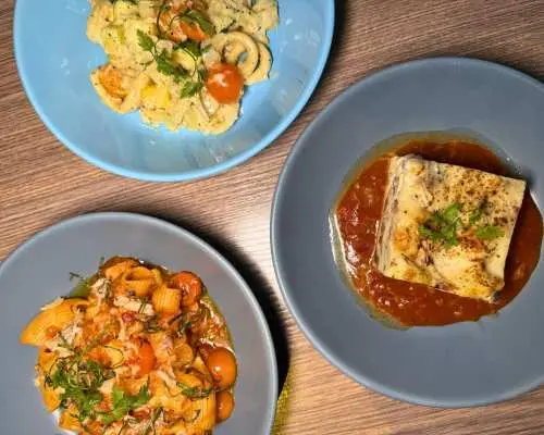 【KKday 獨家優惠】旺角｜The Sky Bar｜100分鐘任食4款牛扒＋手工意粉套餐｜奉送鮮生蠔海鮮盤一客