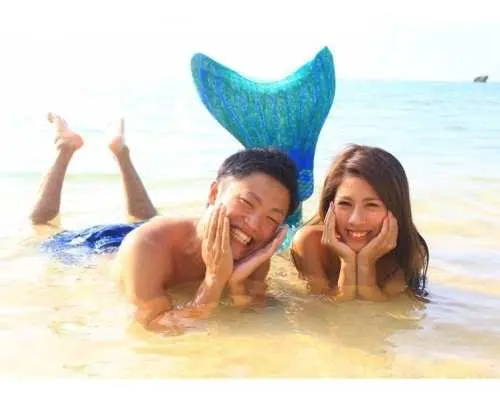 【沖縄・青の洞窟】マーメイドスイム＆写真撮影★青の洞窟体験ダイビング！写真無制限＆餌付け付