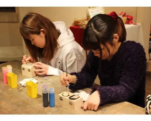 [Yamanashi, Kawaguchiko] Make a music box at a music theme park "Music box painting experience"
