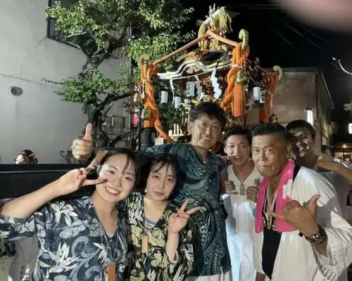 【山形・赤湯温泉】9月12日限定！「法被・股引き・地下足袋」の本格衣装で本格的に神輿担ぎ！オリジナルTシャツ・タオル・お守り木札付き！