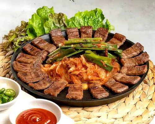 Gim Po Table | Gim Po Signature Braised Pork Knuckle, Korean Grilled Meat for Two | Korean-Run | Authentic Korean Restaurant | Lychee Corner