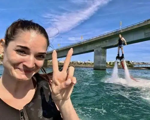 ④ [冲绳，那霸] 现场任选一项活动！ ！水上飞行（漂浮在空中）或滑水（滑过海面）❤️ 全新开幕庆典！ ！现享特惠折扣！