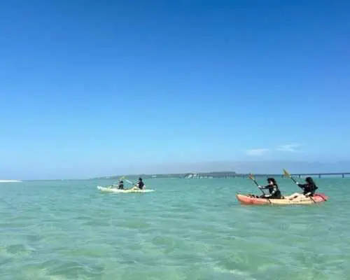 [Miyako Island] <Kayaking Experience> Let's go under the Irabu Bridge! [Free photo data/equipment rental] Last-minute reservations OK! Includes Hilton Miyako Island pool and lunch buffet discount coupon
