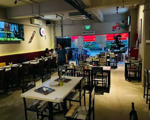 Lazy Lizard - Upper Thomson | North West