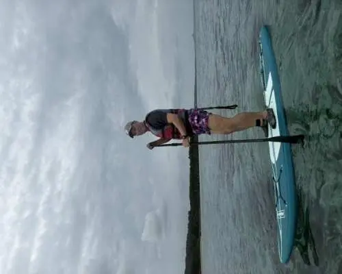 [Okinawa, Nakijin Village/Motobu] Stand-up paddleboarding: Enjoy leisurely viewing the coral reefs and tropical fish that appear beneath the water's surface on both sides. *Free Insta360 photography!