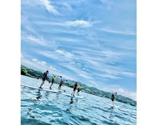 天草の綺麗な海を満喫！九州屈指の透明度の天草市牛深の海でSUPorカヤック！デリバリーランチセット付きの半日(2時間半ロングプレイ)