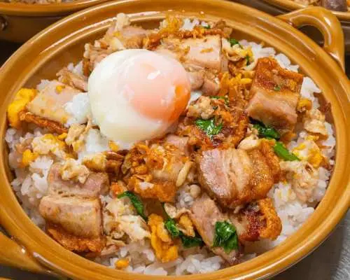 ลิ้มต้มเลือดหมู ศรีราชา (ชลบุรี) | ประเทศไทย