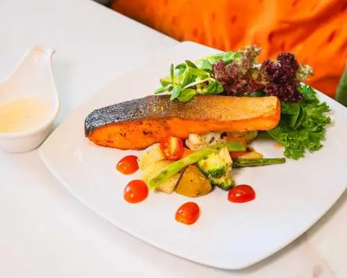 Salada Organic Kitchen Bon Marché Market Park | ประเทศไทย