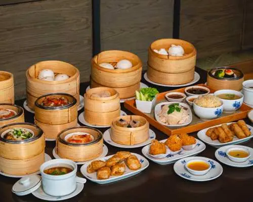 Ruenton Restaurant at Montien Hotel Surawong Bangkok | แขวงสี่พระยา