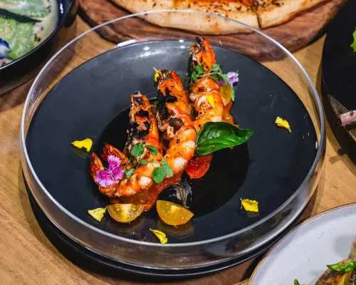 吉隆坡白沙罗索菲特酒店的 Nizza 餐厅 |吉隆坡