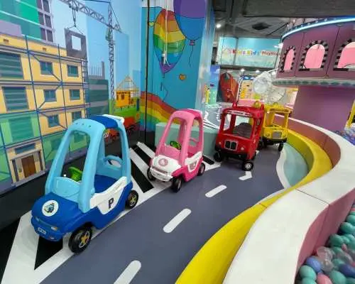 【九龙湾亲子好去处】Kids Kids Playhouse｜新建 𝟕,𝟎𝟎𝟎呎室内儿童电车场｜建筑学园、维修汽车站、角色辨演体验消防员｜AR动感游戏｜儿童游乐场｜九龙湾Mega box (12楼)