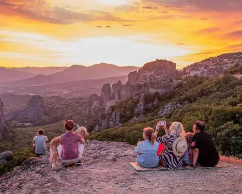 From Athens: 2 Days Meteora, Thermopylae & Delphi Tour｜Greece
