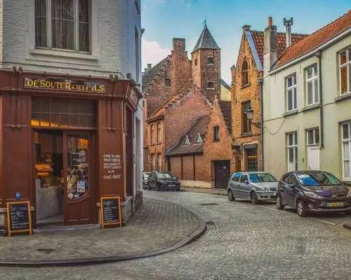 Inspiring Bruges – Private Family Walking Tour｜Belgium